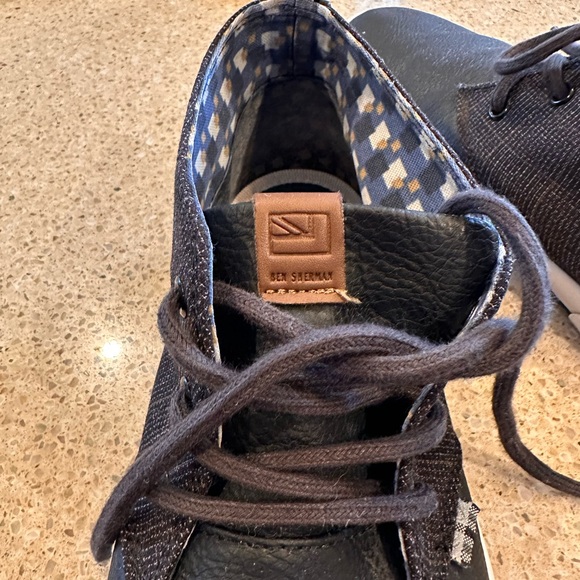 Ben Sherman Chukka boot size 8.5 fabric upper rubber outersole. Brown Plaid/Blk - Picture 3 of 16